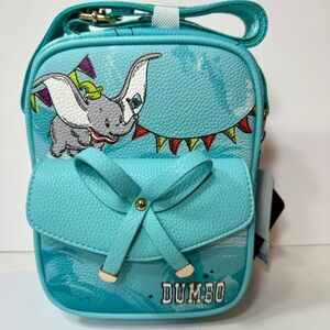 NWT. Wondapop Disney Dumbo Luxe 8" Crossbody Bag. This crossbody/shoulder bag